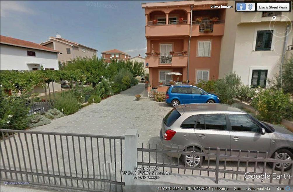 Apartments Juran Sukošan Extérieur photo