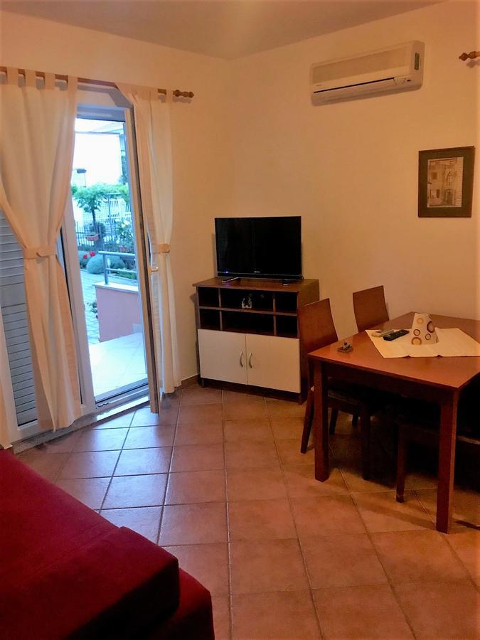 Apartments Juran Sukošan Extérieur photo