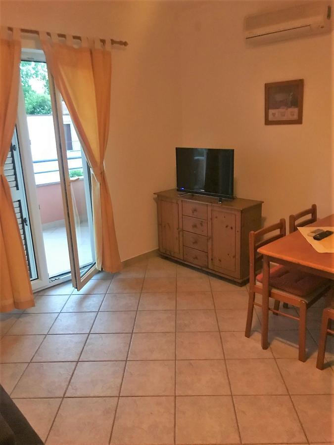 Apartments Juran Sukošan Extérieur photo