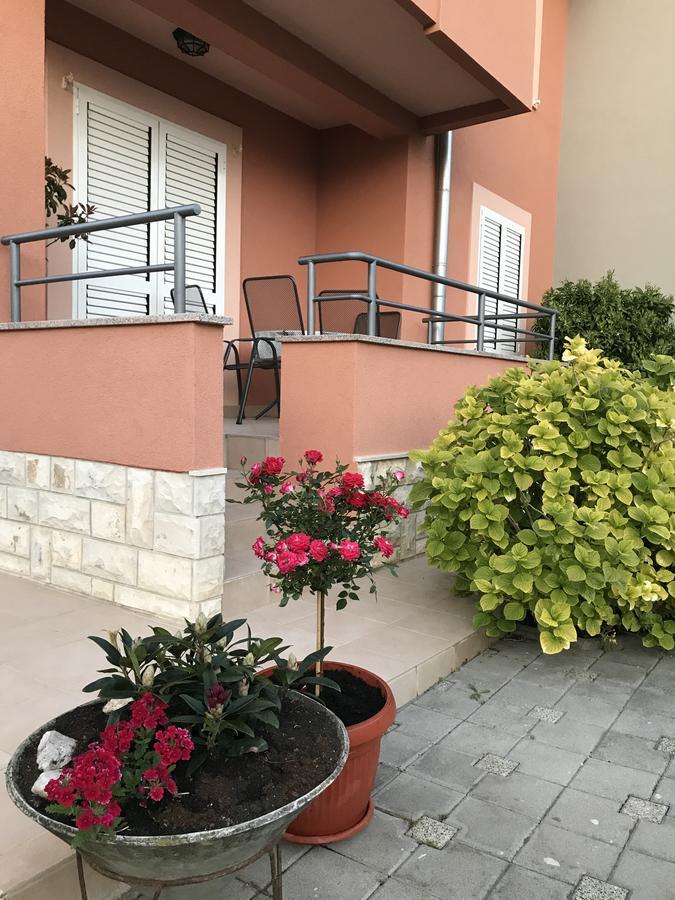 Apartments Juran Sukošan Extérieur photo
