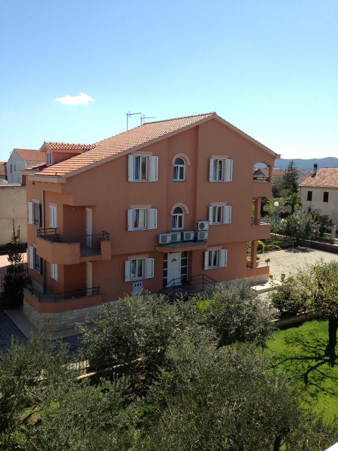 Apartments Juran Sukošan Extérieur photo